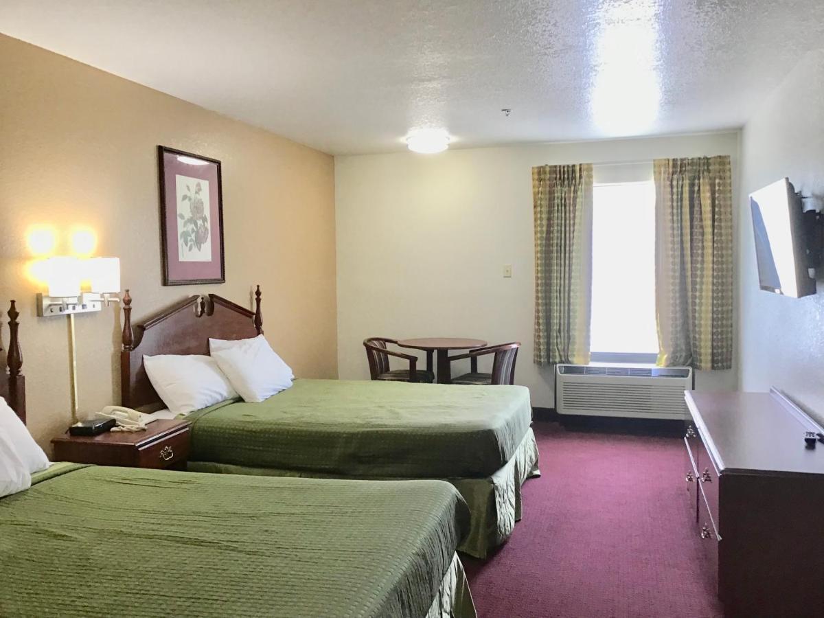 Super 8 By Wyndham Kinder/Coushatta Near Casino Bagian luar foto