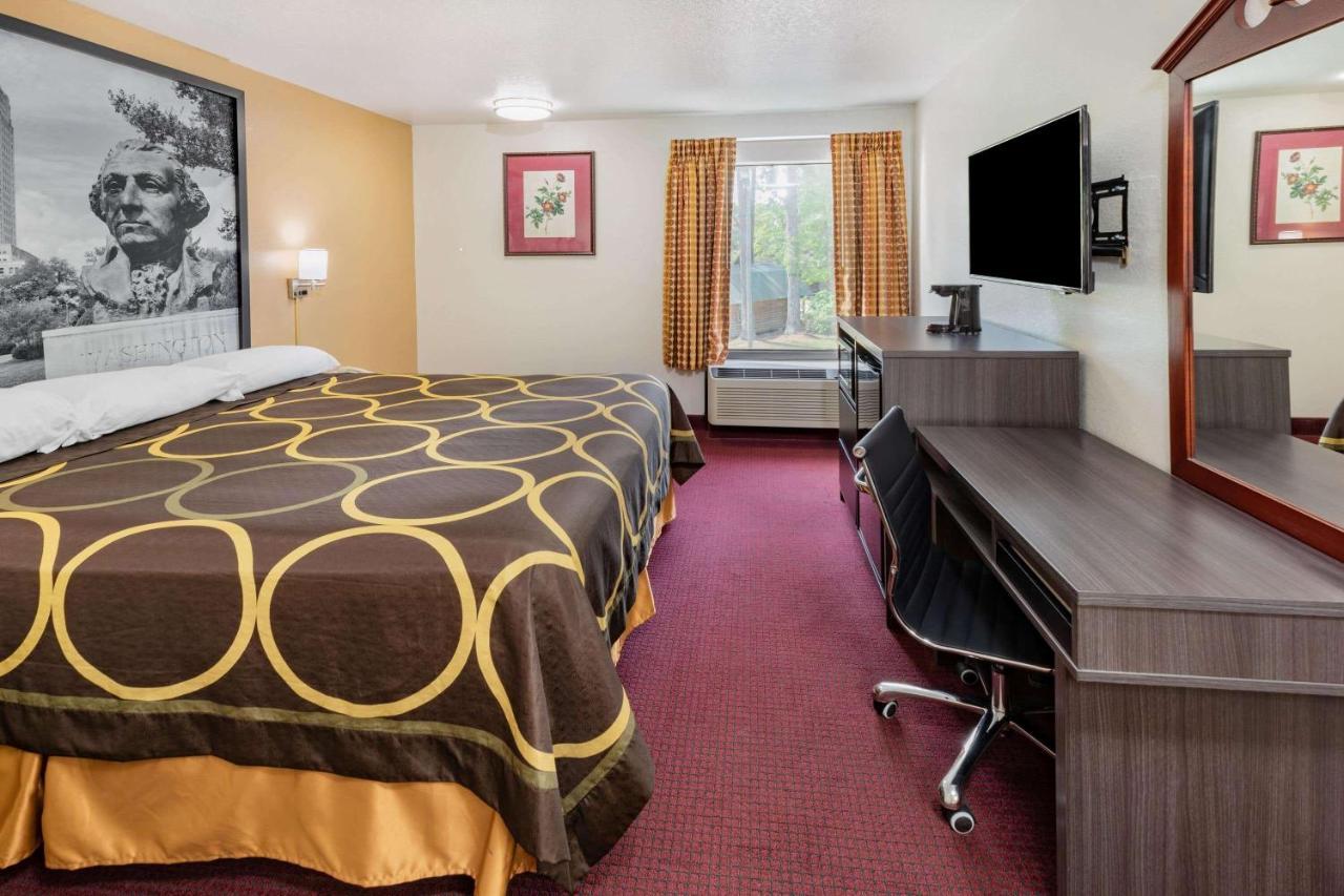Super 8 By Wyndham Kinder/Coushatta Near Casino Bagian luar foto